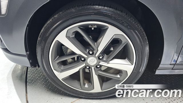 Hyundai Kona из Кореи Encar