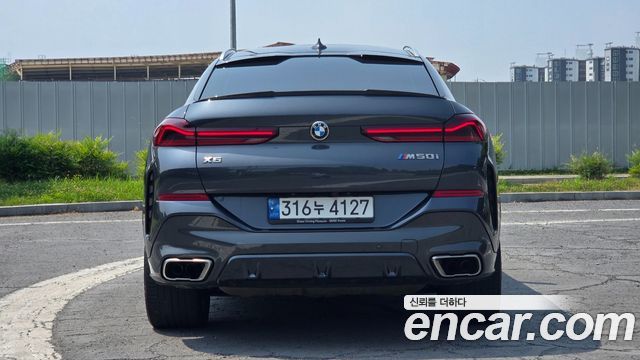 BMW X6 M50i — пробег 65 260 км — фото 4 из 5