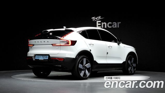 Volvo C40 из Кореи Encar