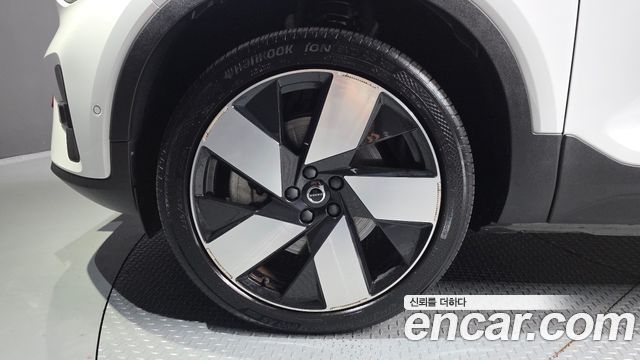Volvo C40 из Кореи Encar