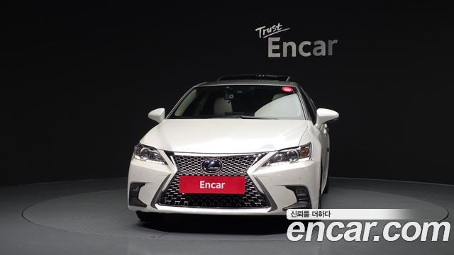 Lexus CT200h из Кореи Encar