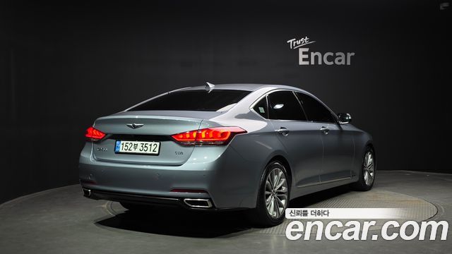 Hyundai Genesis из Кореи Encar