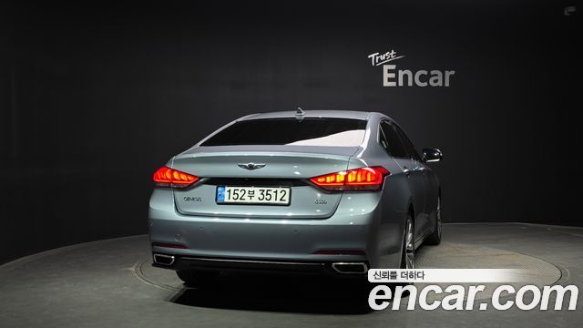 Hyundai Genesis из Кореи Encar