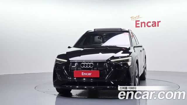 Audi e-tron из Кореи Encar