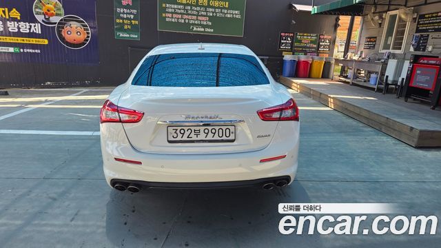 Maserati Ghibli из Кореи Encar