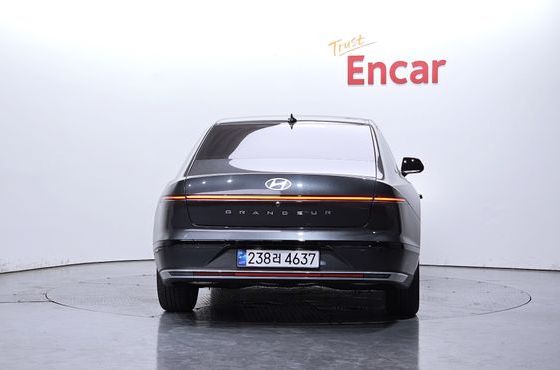 Hyundai Grandeur Premium — пробег 10 945 км — фото 4 из 5