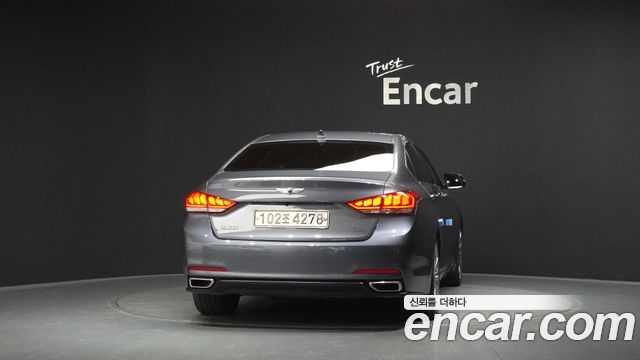 Hyundai Genesis из Кореи Encar