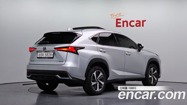 Lexus NX из Кореи Encar