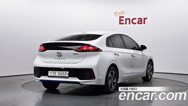 Hyundai Ioniq I — пробег 187 099 км — фото 2 из 5