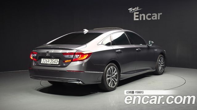 Honda Accord 2.0 Hybrid Touring — пробег 78 888 км — фото 2 из 5