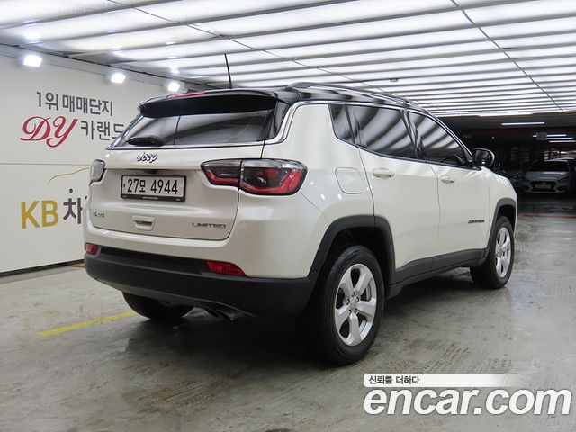Jeep Compass из Кореи Encar