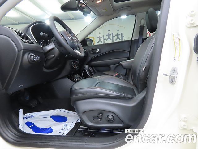 Jeep Compass из Кореи Encar