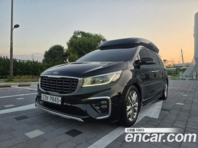 Kia Carnival 9-Seater Hi-Limousine Prestige Hiroof — пробег 134 988 км — фото 1 из 5
