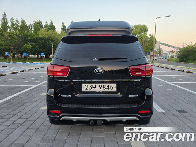 Kia Carnival 9-Seater Hi-Limousine Prestige Hiroof — пробег 134 988 км — фото 5 из 5