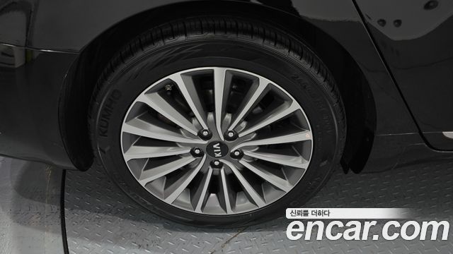 Kia K7 из Кореи Encar
