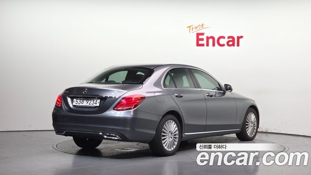 Mercedes-Benz C-Class из Кореи Encar