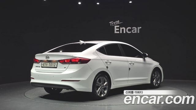 Hyundai AVANTE из Кореи Encar