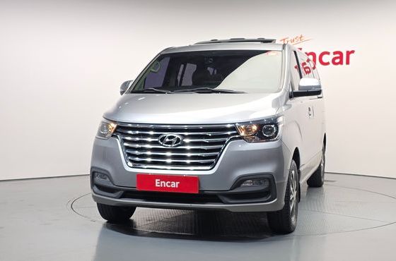 Hyundai Starex 4WD Urban 9-Seater Exclusive — пробег 80 644 км — фото 3 из 5