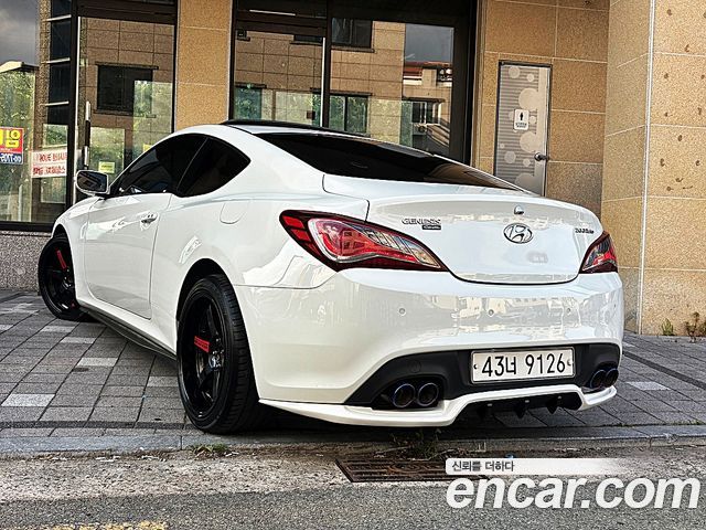 Hyundai Genesis из Кореи Encar