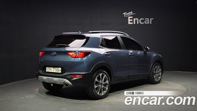 Kia Stonic Diesel 1.6 Trendy — пробег 88 759 км — фото 2 из 5