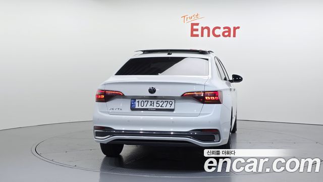 Volkswagen Jetta 1.5 TSI Prestige — пробег 10 306 км — фото 4 из 5