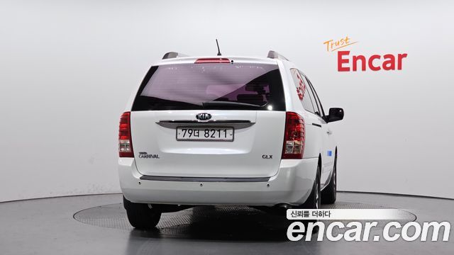 Kia Carnival из Кореи Encar