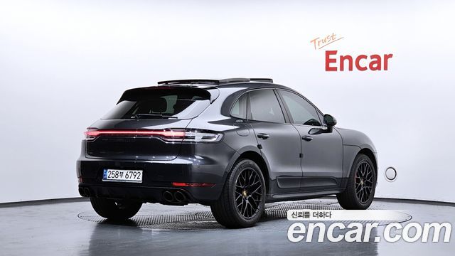 Porsche Macan из Кореи Encar
