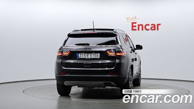 Jeep Compass из Кореи Encar