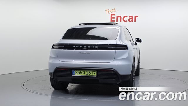 Porsche Macan 4S — пробег 12 934 км — фото 4 из 5