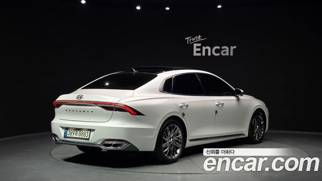 Hyundai Grandeur из Кореи Encar