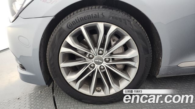 Hyundai Genesis из Кореи Encar