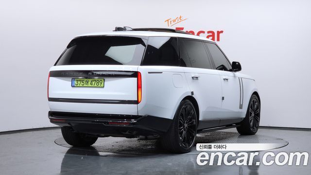 Land Rover Range Rover P530 Autobiography Long Wheel Base — пробег 17 469 км — фото 2 из 5