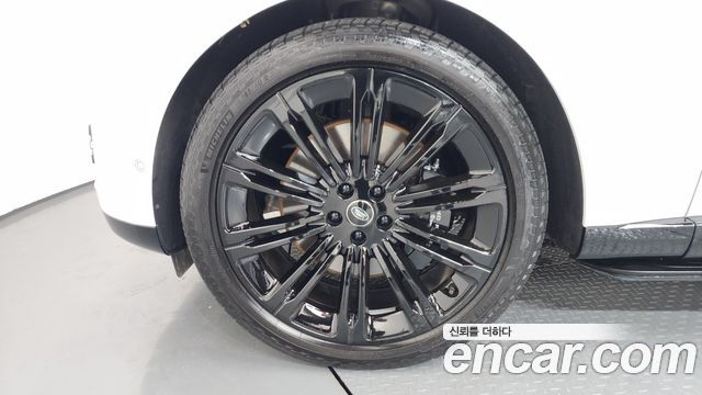 Land Rover Range Rover P530 Autobiography Long Wheel Base — пробег 17 469 км — фото 5 из 5