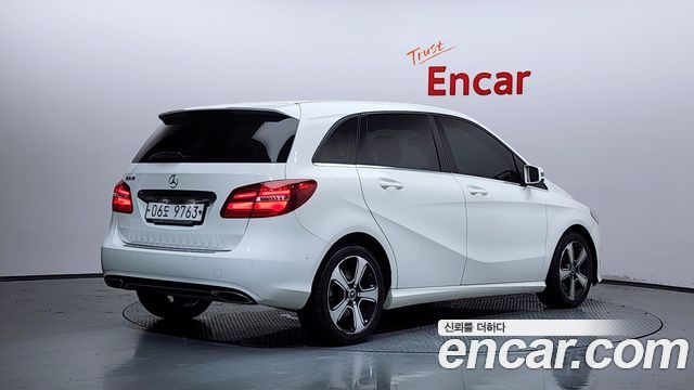Mercedes-Benz B-Class из Кореи Encar