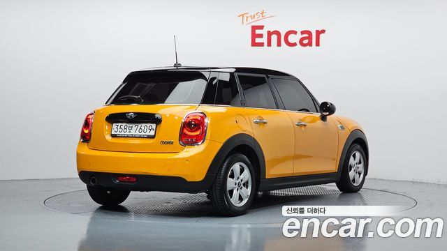 Mini Cooper из Кореи Encar