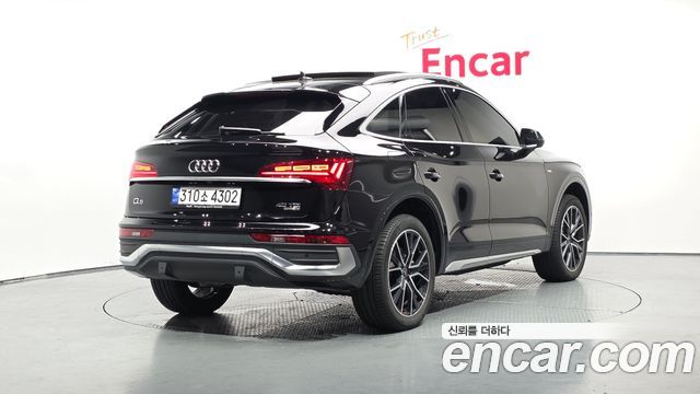 Audi Q5 40 TDI Quattro Premium Sportback — пробег 22 809 км — фото 2 из 5