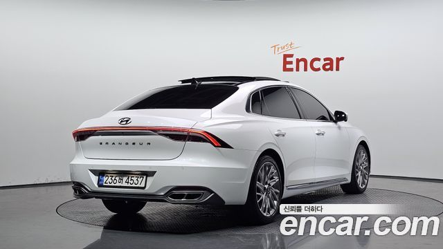 Hyundai Grandeur из Кореи Encar