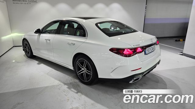 Mercedes-Benz E-Class из Кореи Encar