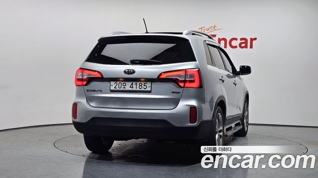 Kia Sorento Diesel 2.0 2WD Prestige — пробег 158 035 км — фото 4 из 5