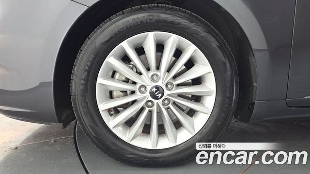 Kia K7 из Кореи Encar
