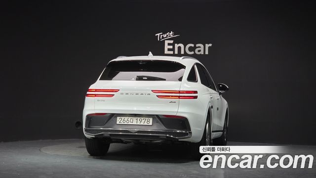 Genesis GV70 из Кореи Encar