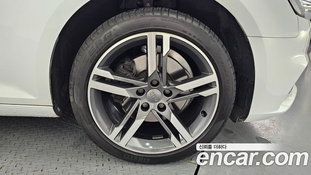 Audi A4 из Кореи Encar