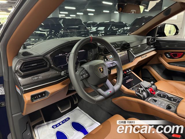 Lamborghini Urus из Кореи Encar