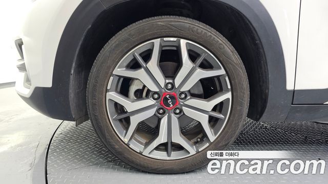 Kia Seltos из Кореи Encar