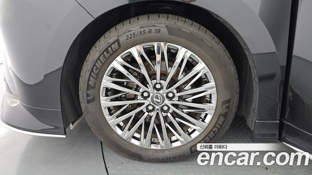 Lexus LM из Кореи Encar