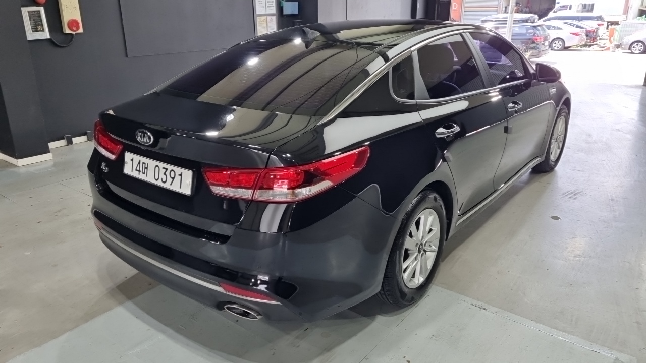 Kia K5 из Кореи Encar