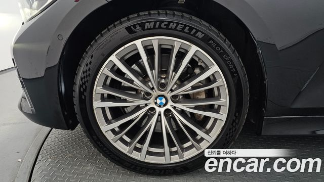 BMW 3-Series из Кореи Encar