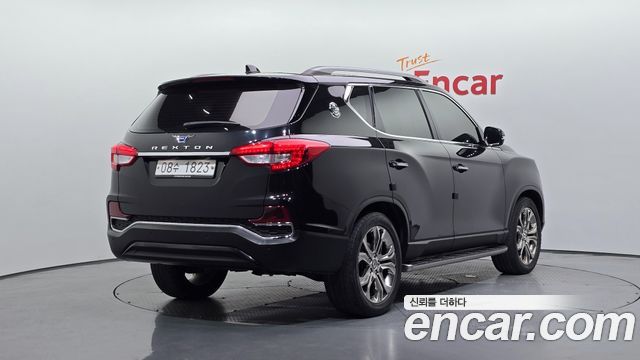 Ssangyong Rexton из Кореи Encar