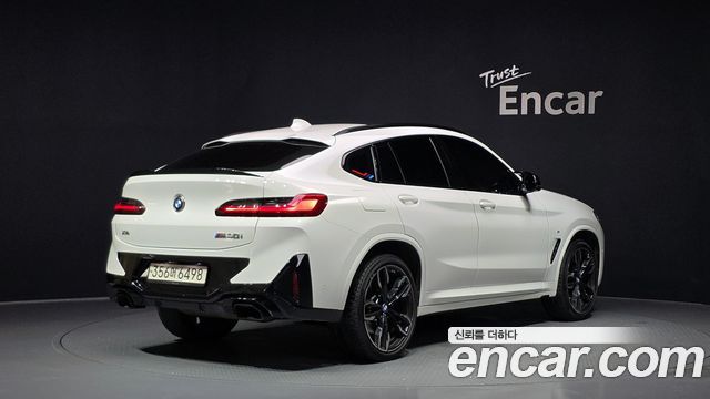 BMW X4 xDrive M40i — пробег 68 008 км — фото 2 из 5