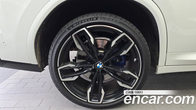 BMW X4 xDrive M40i — пробег 68 008 км — фото 5 из 5